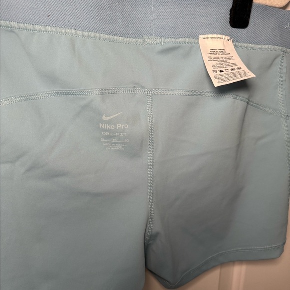 2/$20 Nike Pro Women's Light Blue Athletic Shorts-xl - Picture 5 of 8